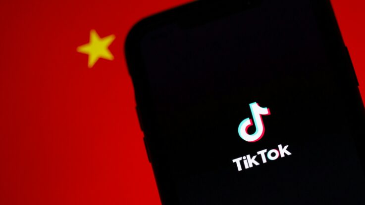 TikTok travaillerait pour le gouvernement chinois.